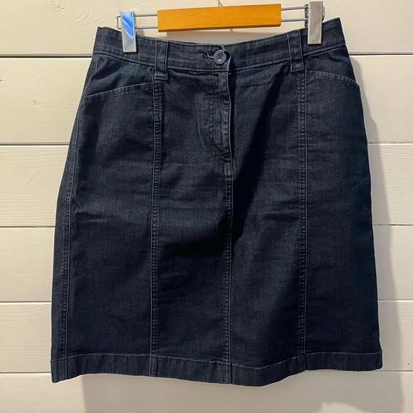 💙 L.L.Bean Classic Fit Denim Skirt – Size 10 Regular💙 - Picture 1 of 8